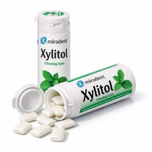 Chicles Xylitol Miradent sabor Hierbabuena bote 30 gr
